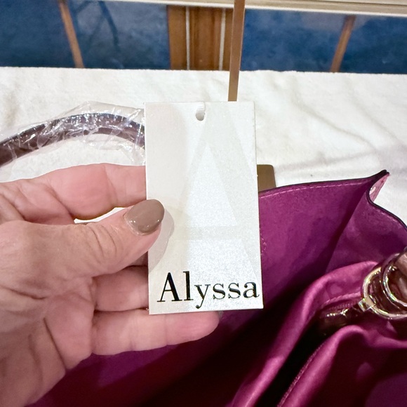 Pink Studded Vegan Leather crossbody Tote - Picture 5 of 14